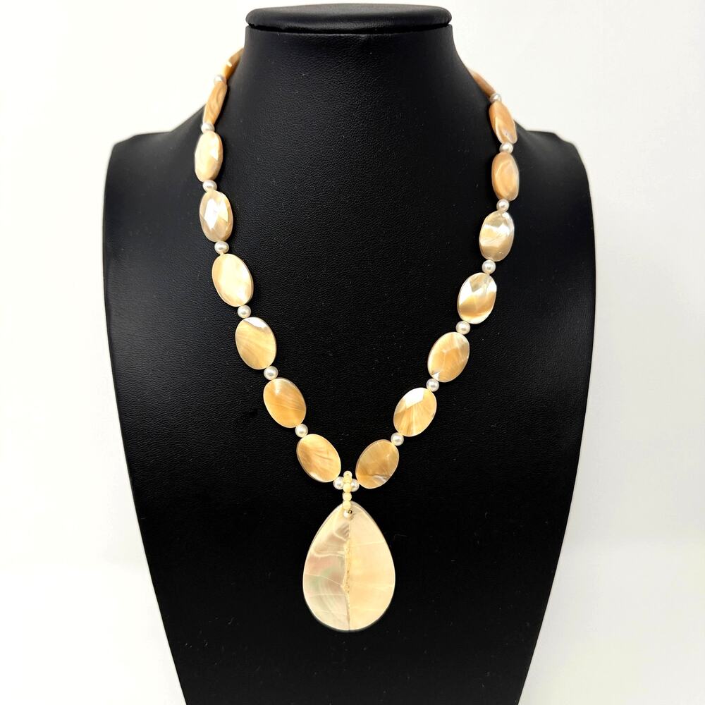 Vintage Lucas Lemeth Signed LUC 925 Mother of Pearl Pendant Necklace Silver 18"